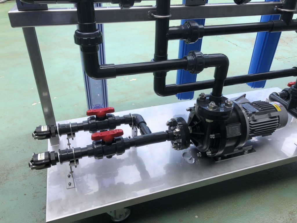 ろ材満タン、市場最強万能濾過装置フルセット水中ポンプ25w、ホース